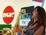 The Zutons - Always Right Behind You